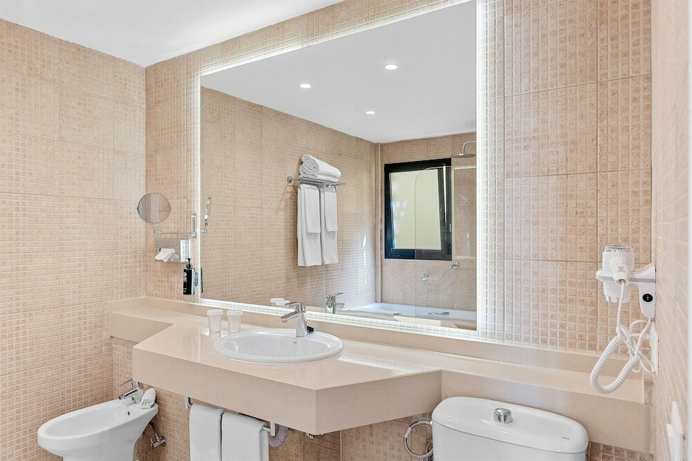 Фото Ramada Residences by Wyndham Costa Adeje