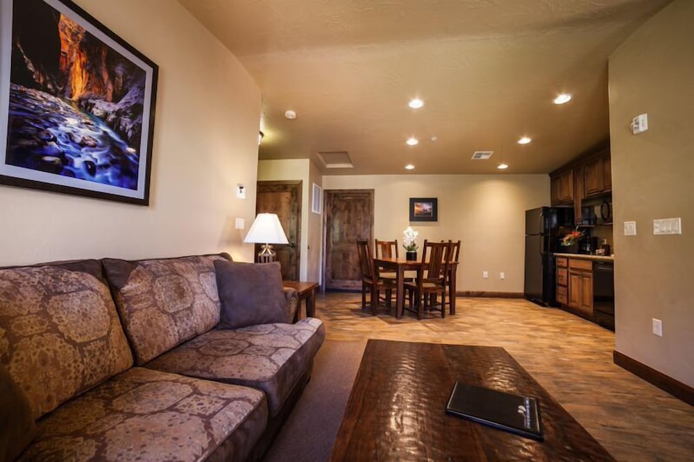 Фото Cable Mountain Lodge