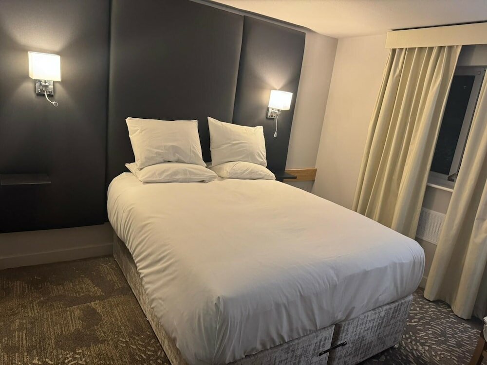 Фото Mercure Wigan Oak Hotel