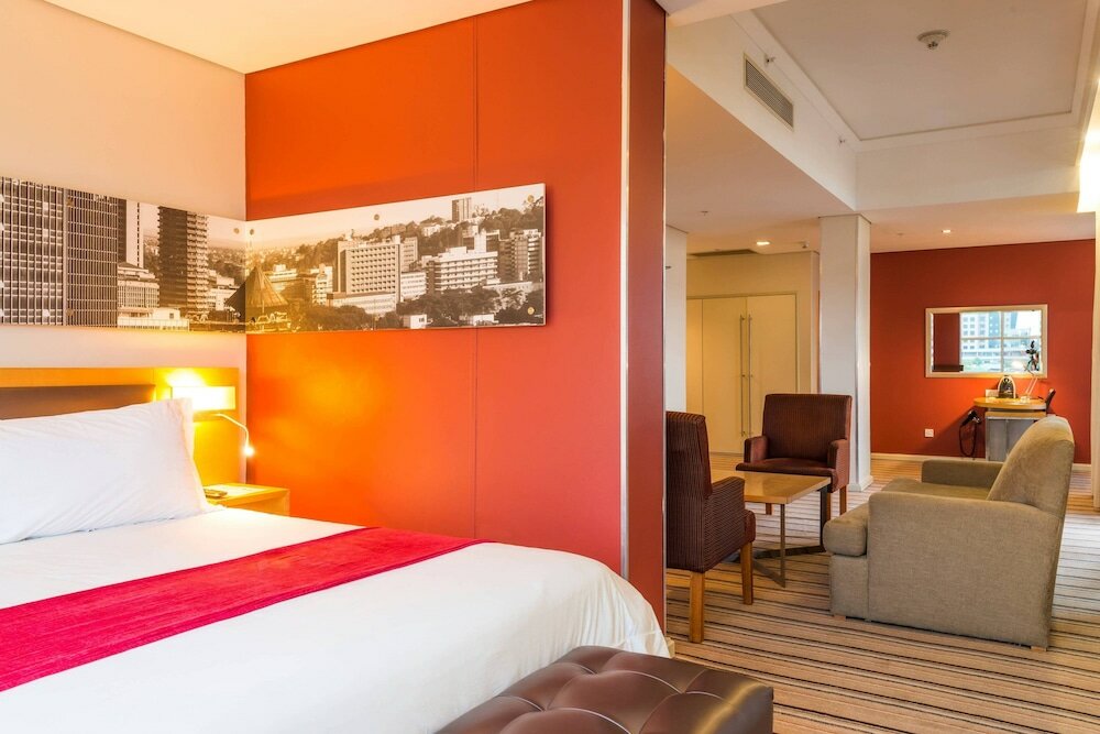 Фото Protea Hotel by Marriott Gaborone Masa Square