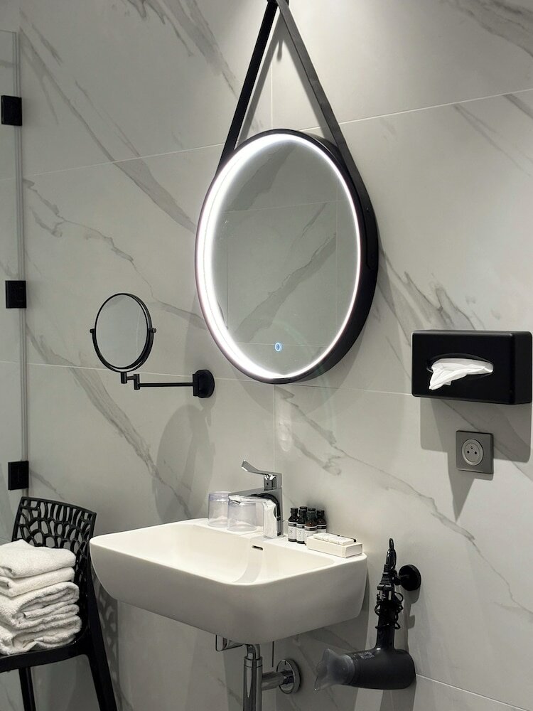 Фото Hotel Star Champs Elysées