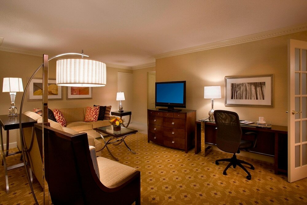 Фото Toronto Airport Marriott Hotel