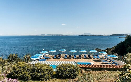Внешний вид отеля Hotel Bagnitiello в Касамичола-Терме, фото 3