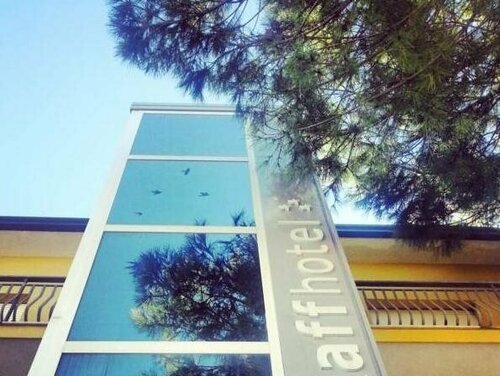 Гостиница Hotel Smart Cervia в Червии