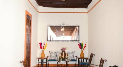 Гостиница Hotel Villa de Flores в Уруапане