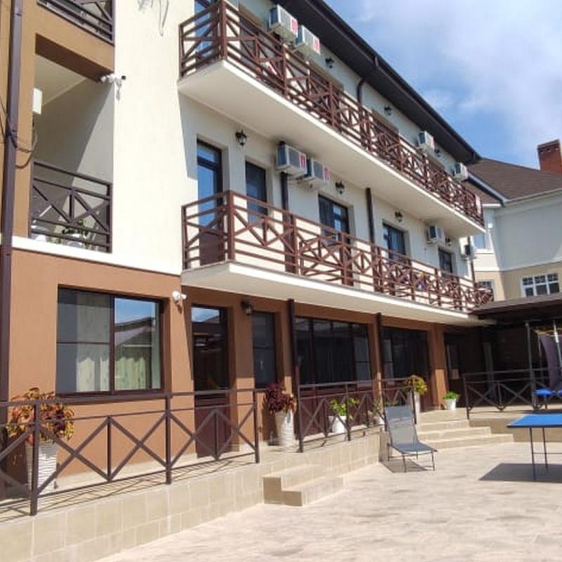 Фото отеля 1