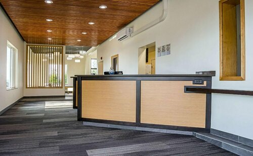 Гостиница Quality Inn & Suites Clackamas Portland в Лейк Освего