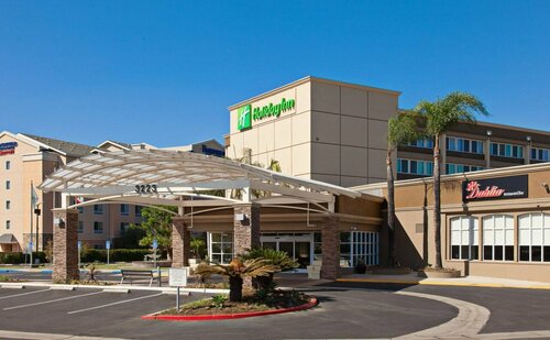 Гостиница Doubletree by Hilton West Covina Los Angeles в Вест Ковине