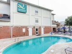 Comfort Inn & Suites Patriots Point