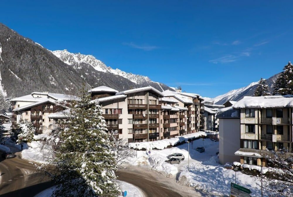 Фото Plan B Hotel Living Chamonix