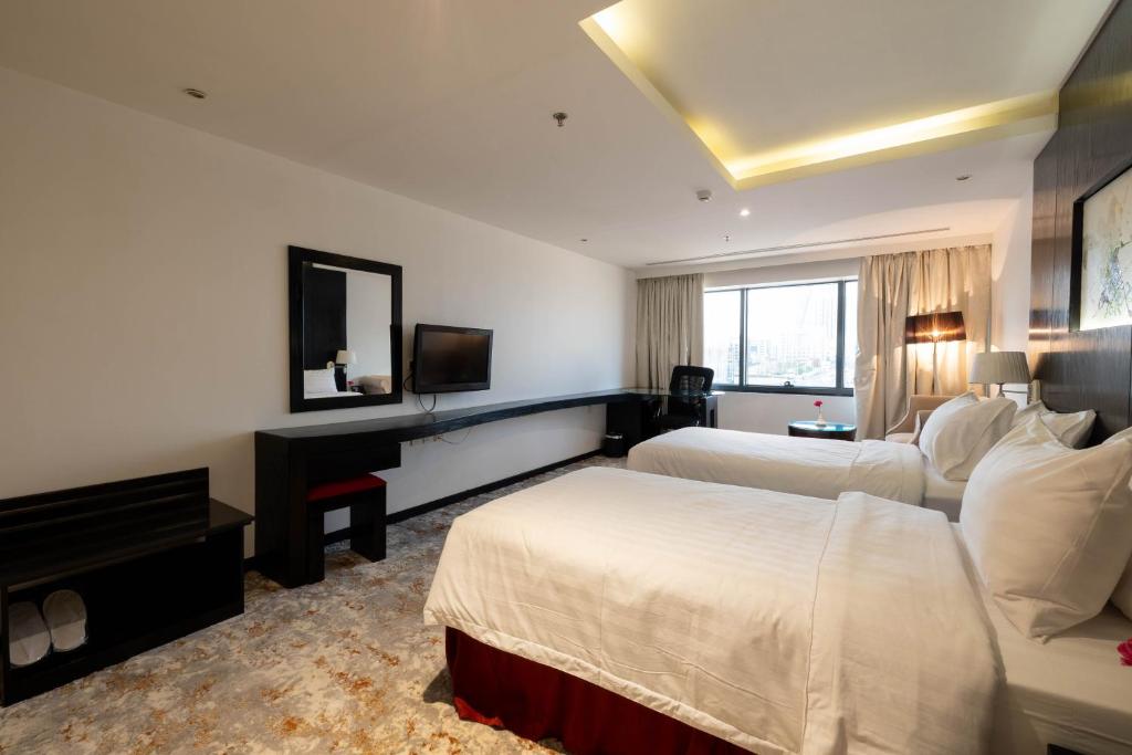 Фото Mira Hotel