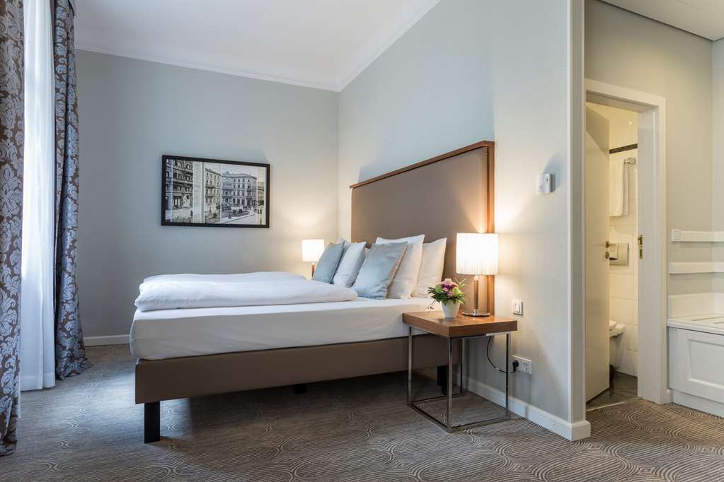 Фото Radisson Blu Schwarzer Bock Hotel