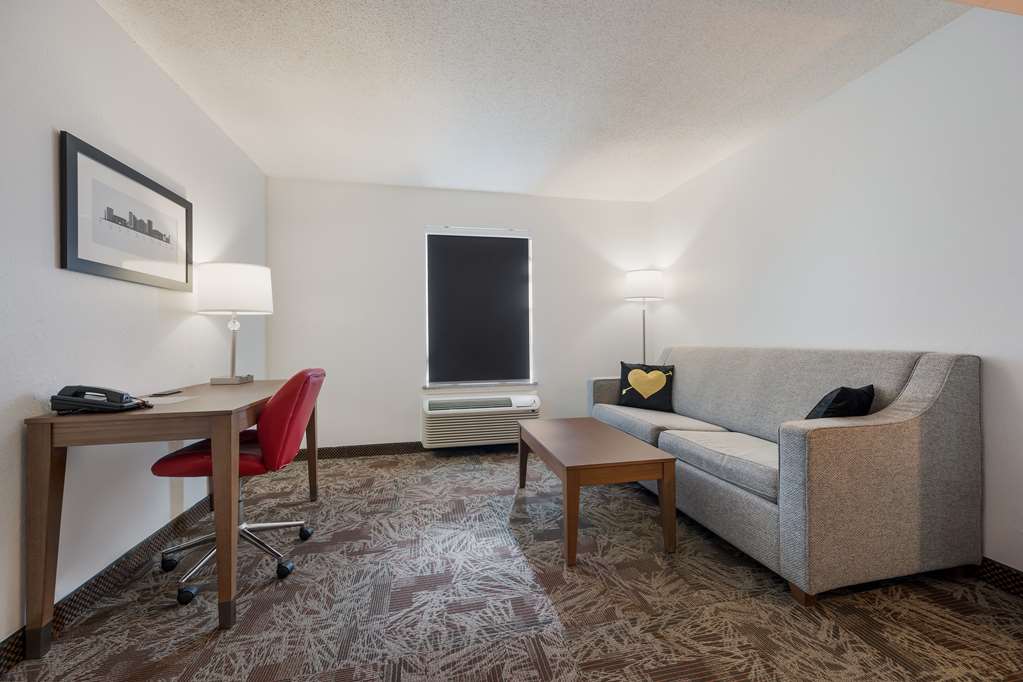 Фото SureStay Hotel by Best Western Tuscaloosa Southeast