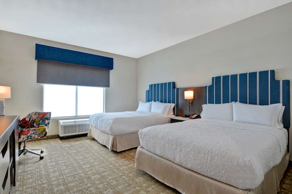 Фото Hampton Inn & Suites Nashville Downtown Capitol View