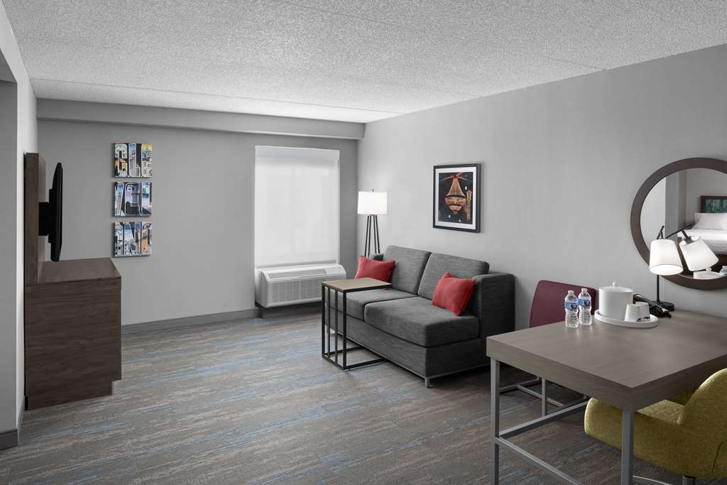 Фото Hampton Inn Cleveland-Downtown