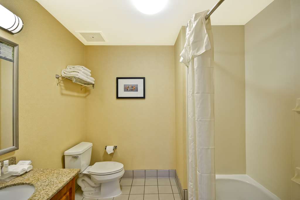 Фото Homewood Suites by Hilton Oakland Waterfront
