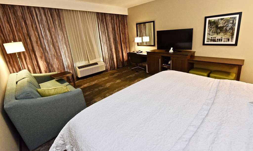 Фото Hampton Inn Kirksville, Mo