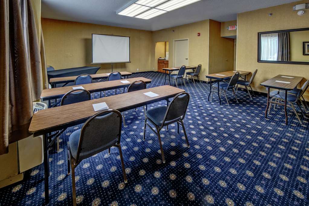 Фото Hampton Inn Raleigh Cary