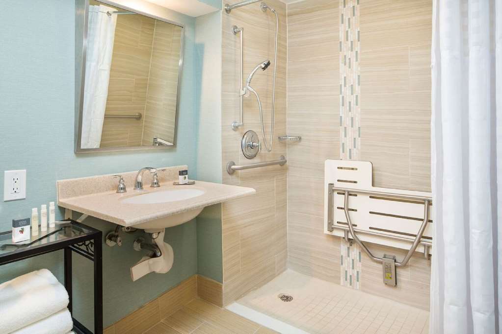 Фото DoubleTree by Hilton Hotel Jacksonville Riverfront