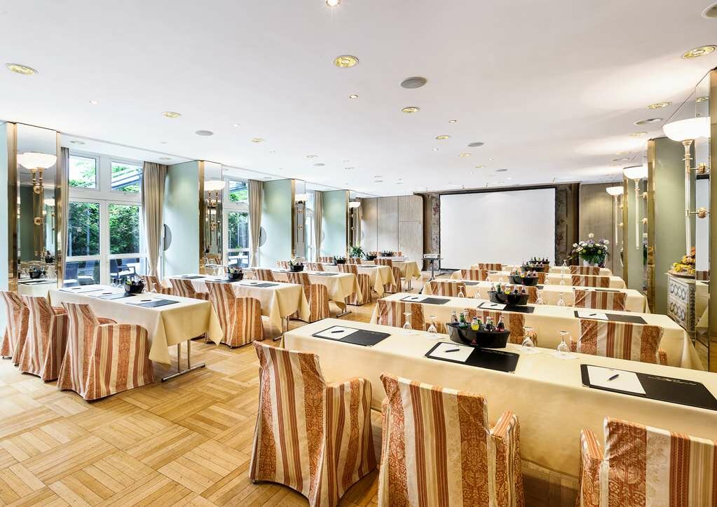 Фото Best Western Premier Grand Hotel Russischer Hof