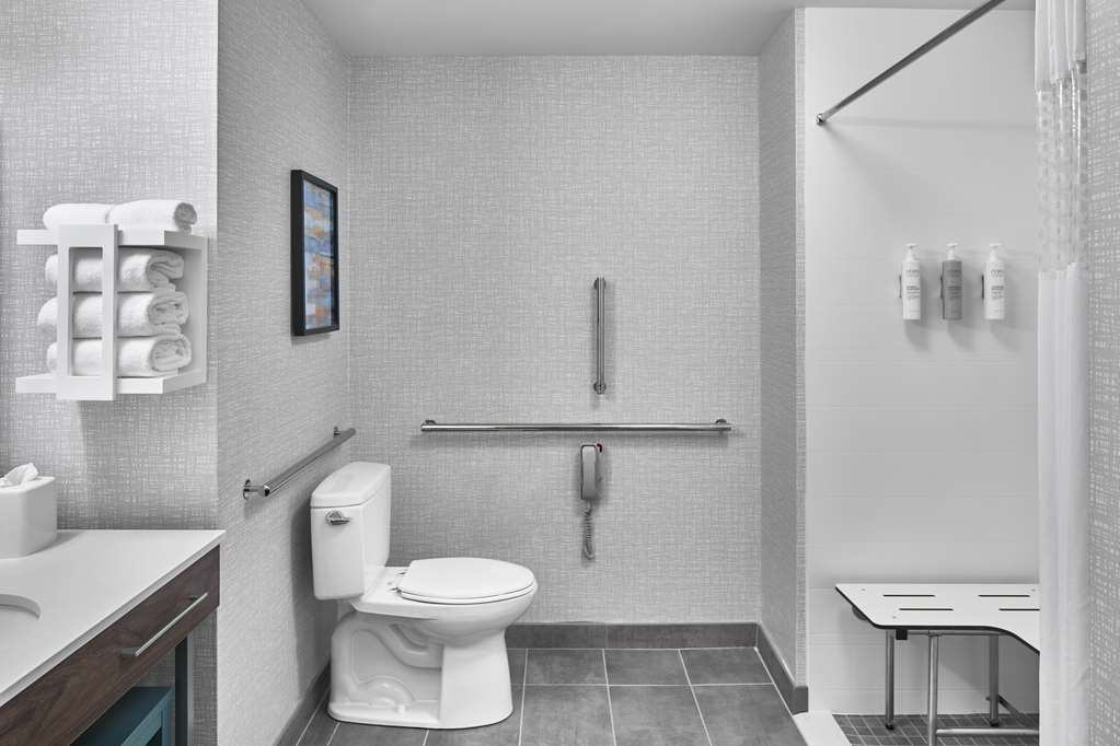 Фото Hampton Inn & Suites Saratoga Springs Downtown