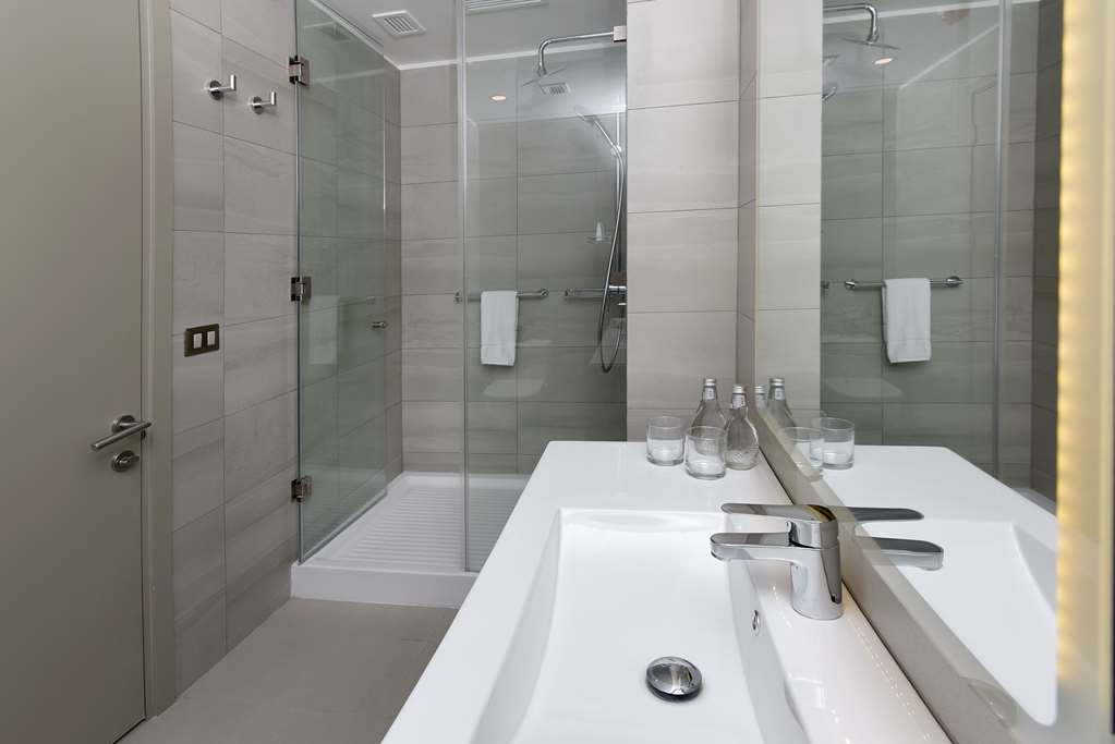 Фото Best Western Ferrat