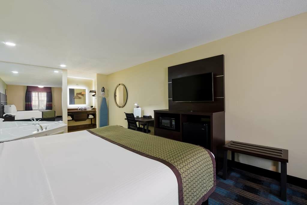 Фото SureStay Hotel by Best Western Manning