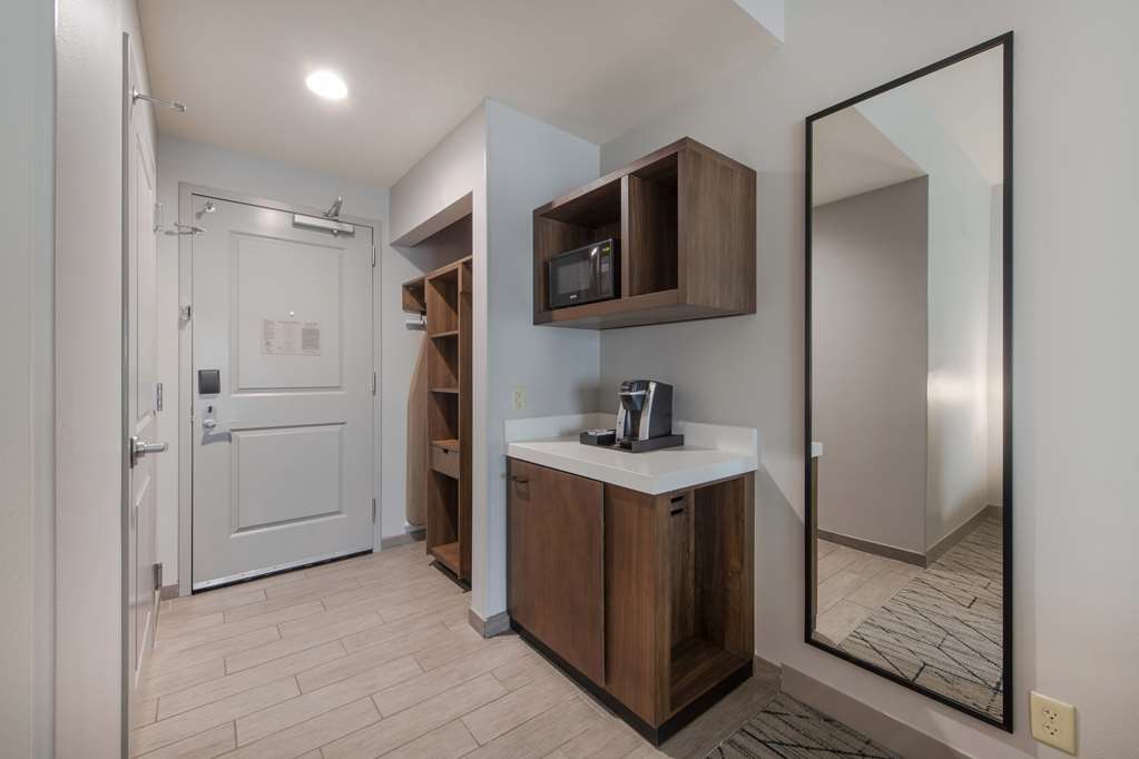 Фото Hilton Garden Inn Raleigh-Cary