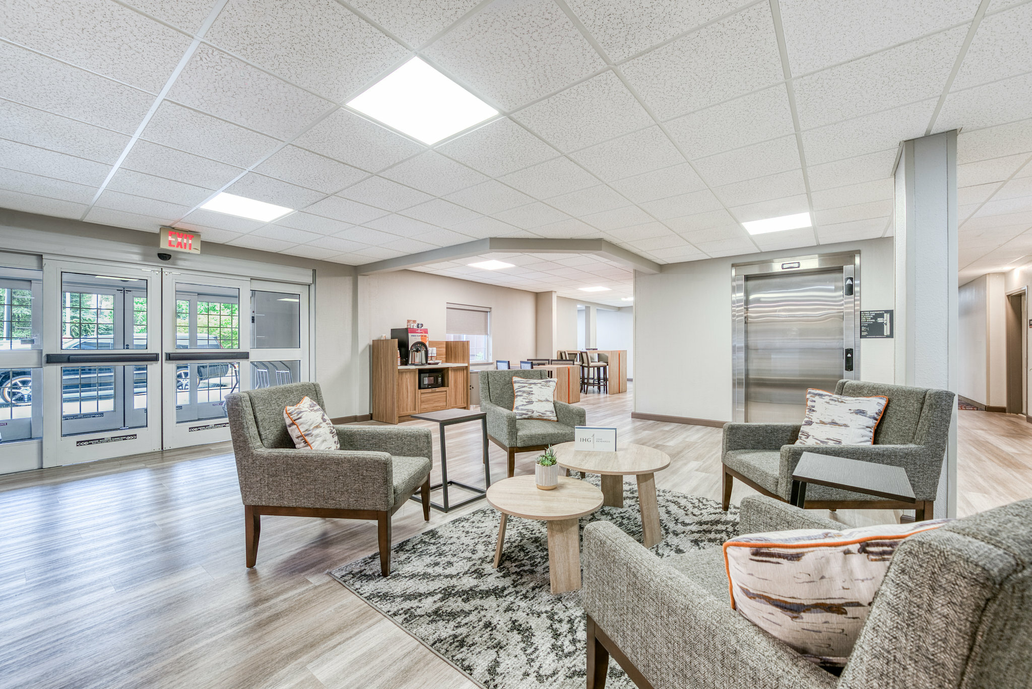 Фото Candlewood Suites Bordentown-Trenton by Ihg