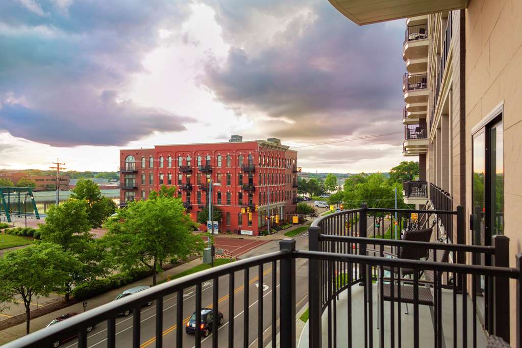 Фото Embassy Suites by Hilton Grand Rapids Downtown, Mi