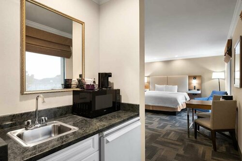 Гостиница Hampton Inn Charleston-North в Норт-Чарлстоне
