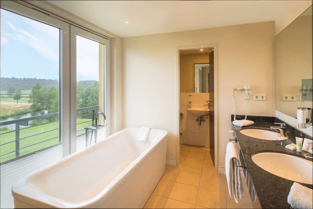 Фото Best Western Premier Castanea Resort Hotel