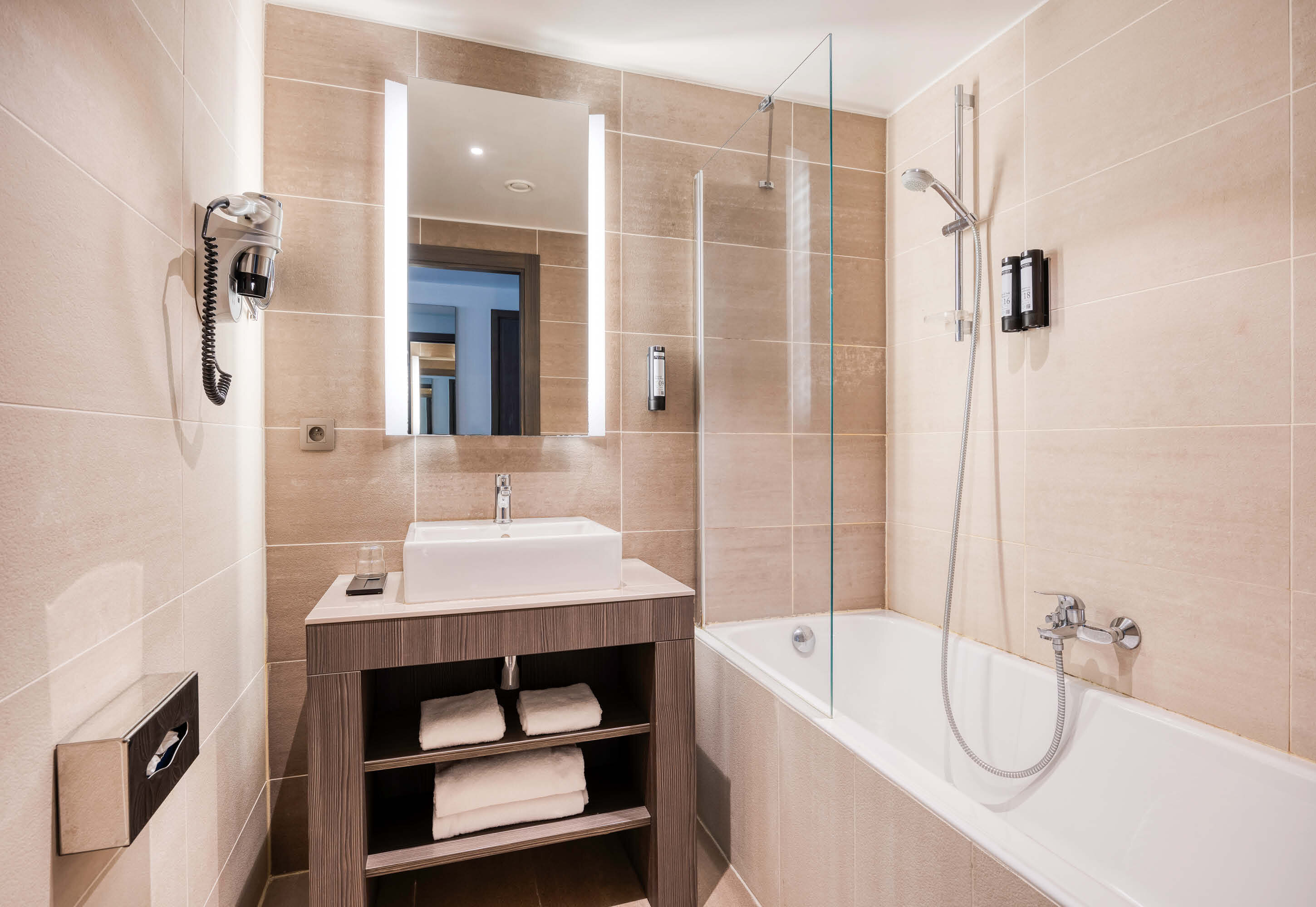 Фото B&b Hotel Mons Centre