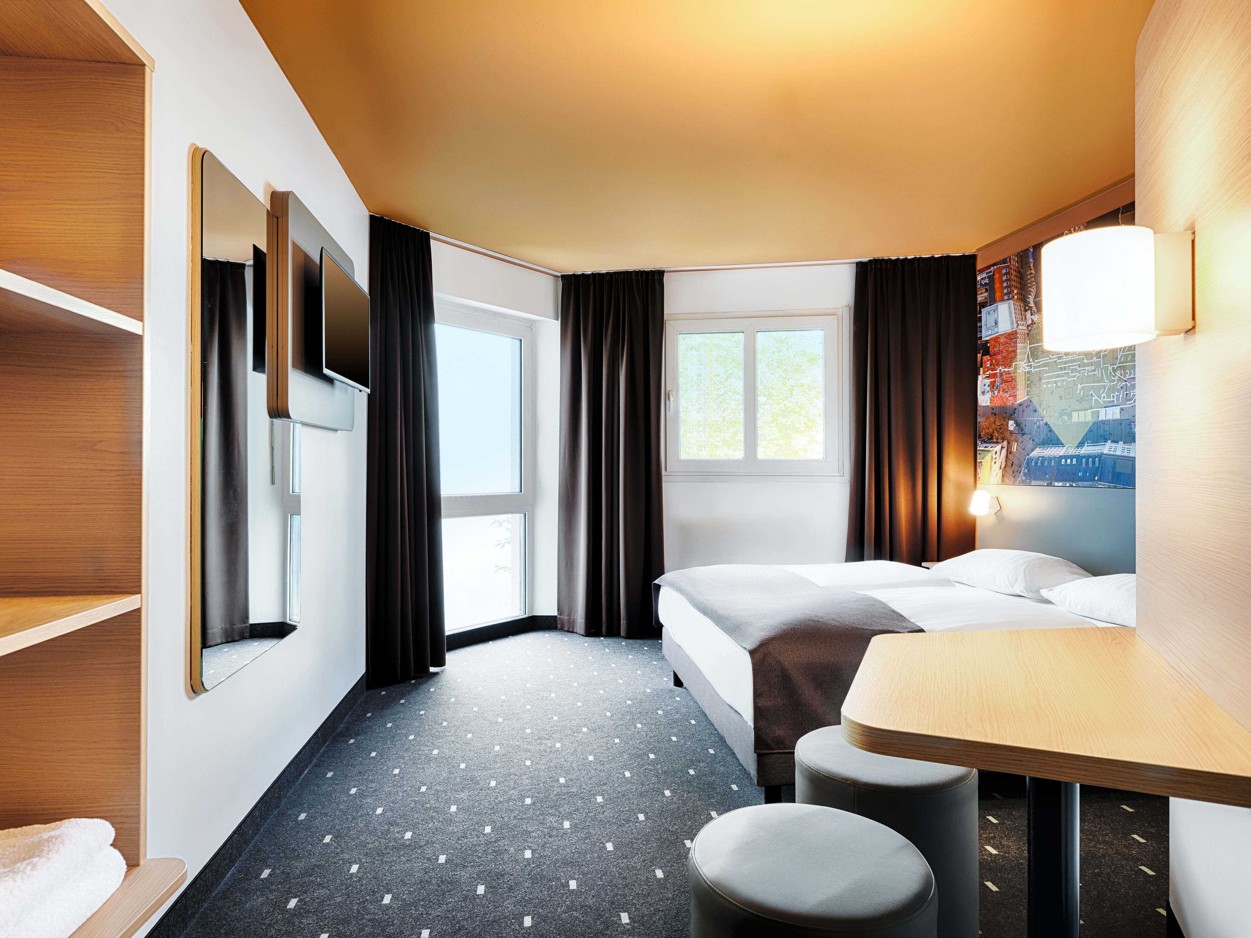 Фото B&b Hotel München-Hbf