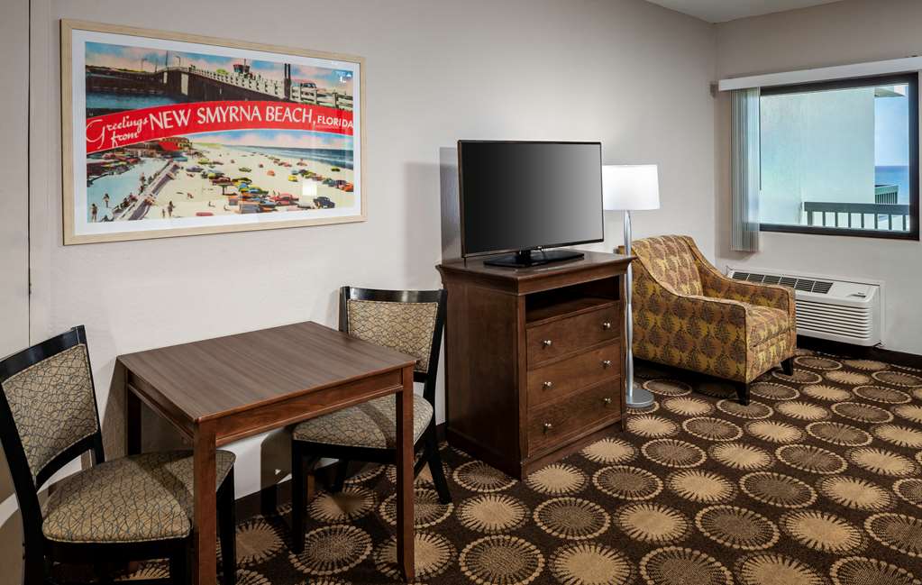 Фото Best Western New Smyrna Beach Hotel & Suites