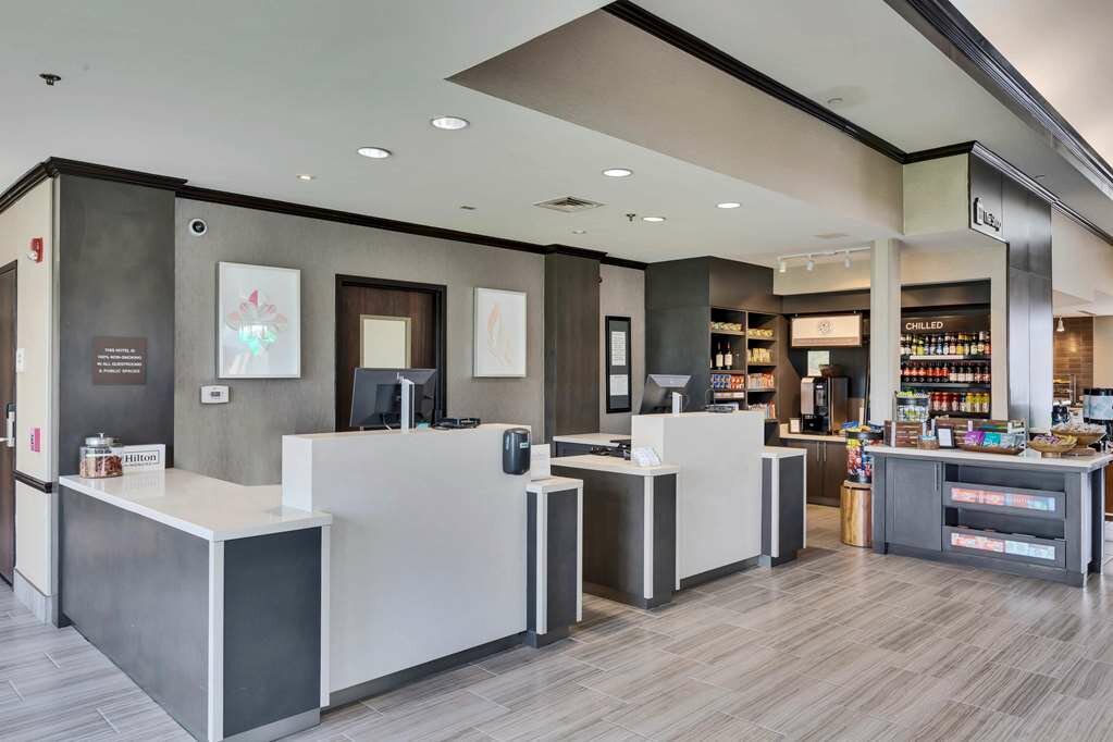 Фото Hilton Garden Inn Austin Nw/Arboretum