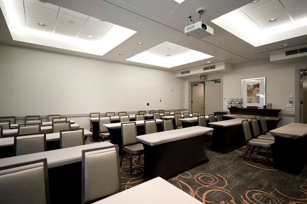 Фото Hilton Boca Raton Suites