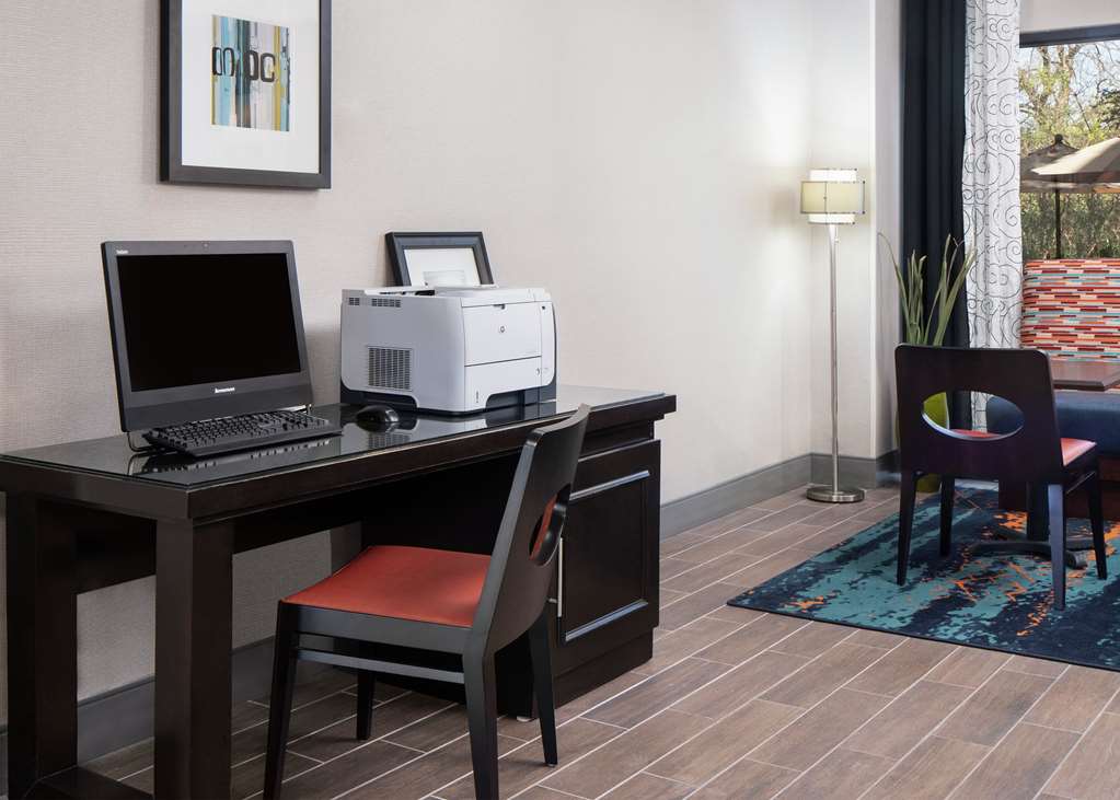 Фото Hampton Inn Austin North @ i - 35 & Hwy 183