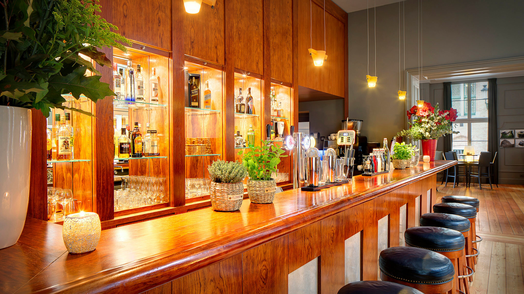 Фото Crowne Plaza Bruges