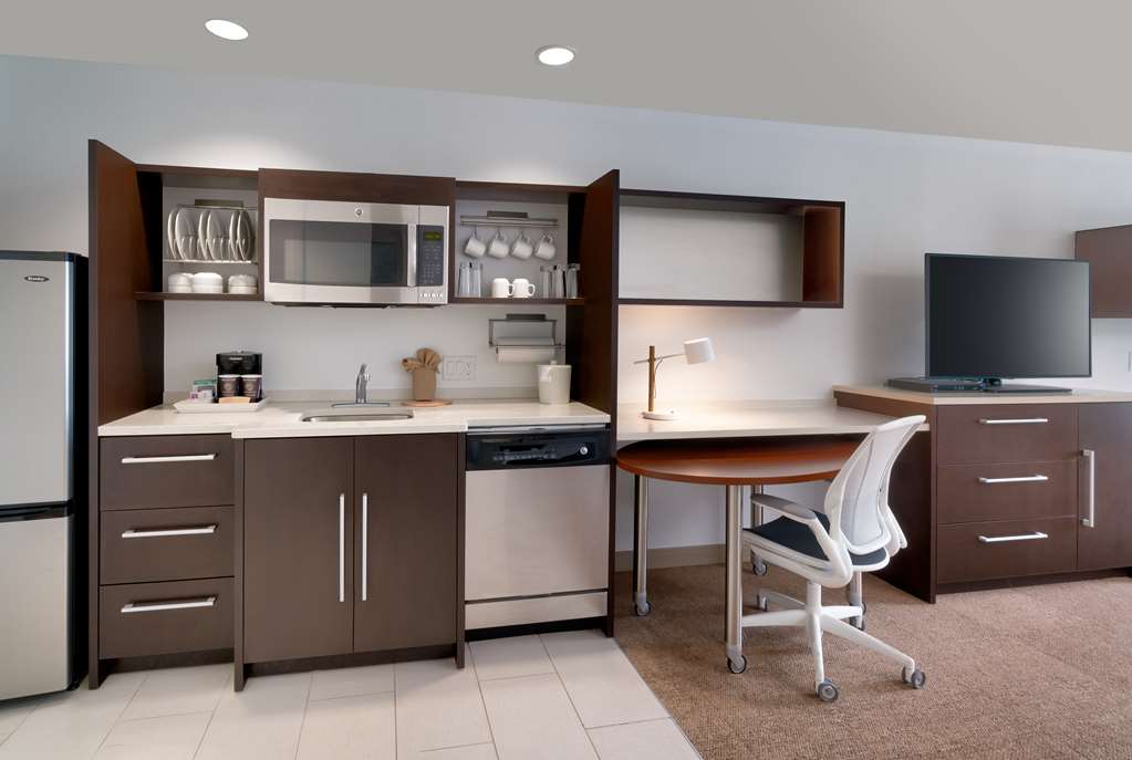 Фото Home2 Suites by Hilton Houston/Katy