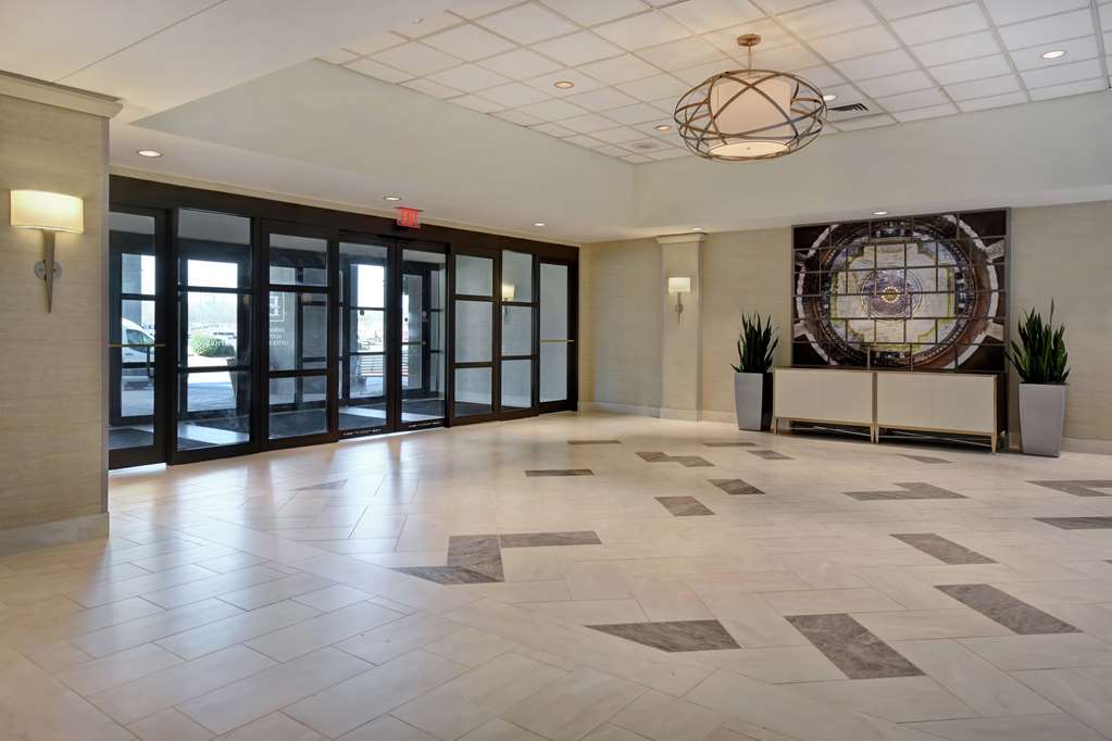 Фото Embassy Suites Little Rock