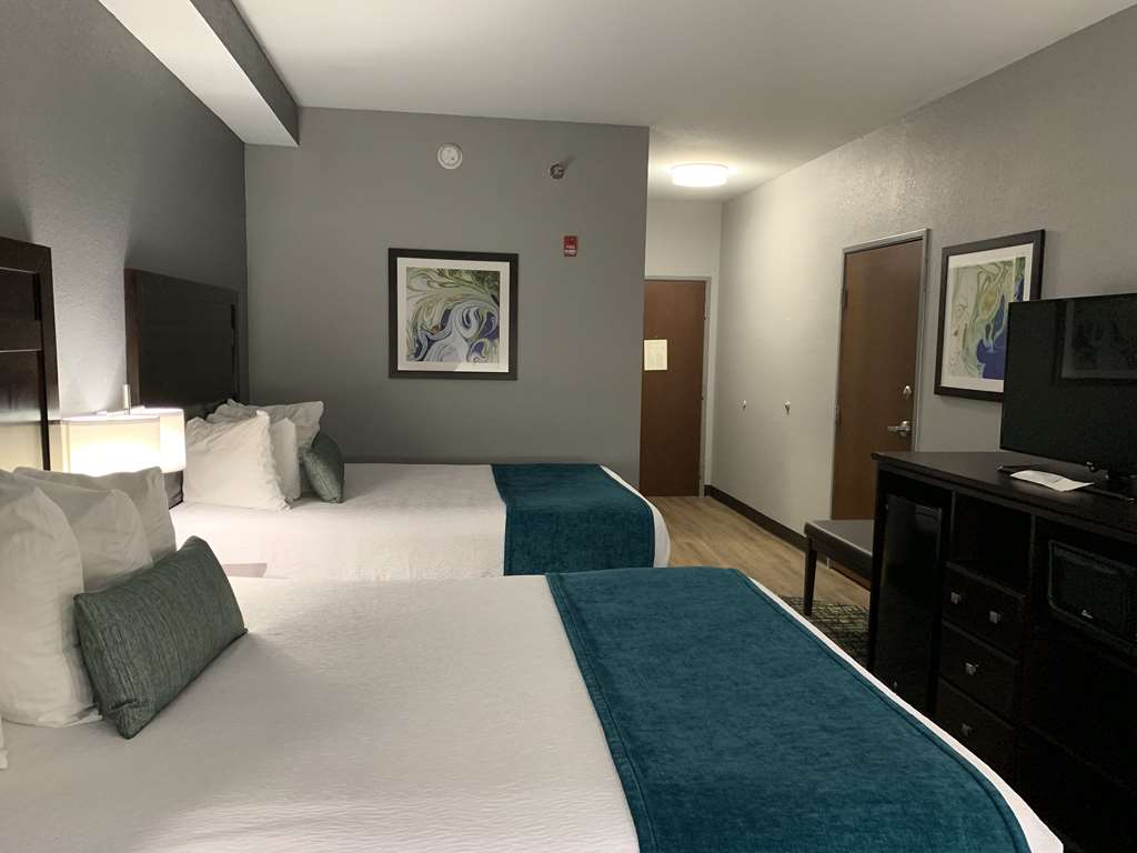 Фото Best Western Plus Olive Branch Hotel & Suites