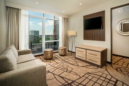 Гостиница Hilton Garden Inn Bogotá Airport в Боготе