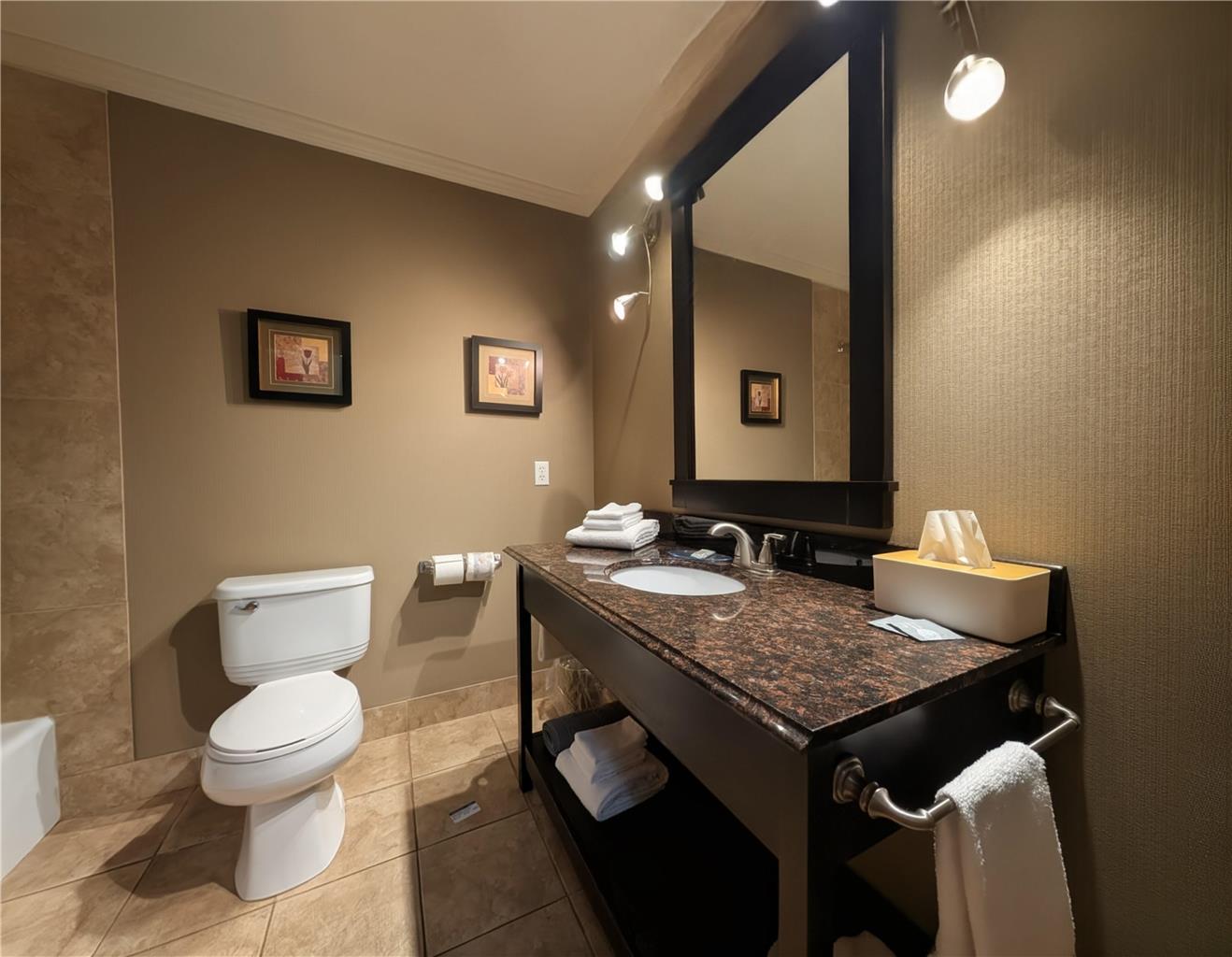 Фото Best Western Swan Castle Inn