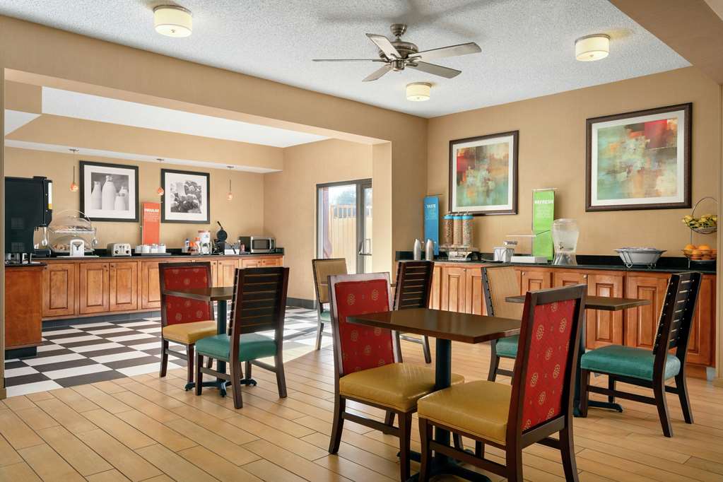 Фото Hampton Inn Phoenix/Chandler