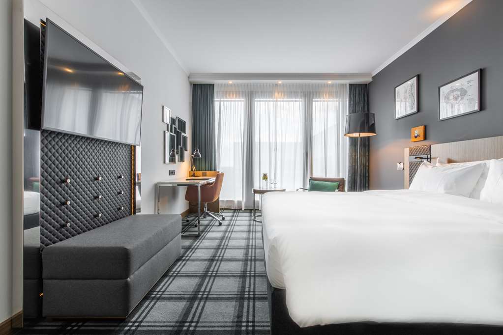 Фото Radisson Blu Hotel, Hannover