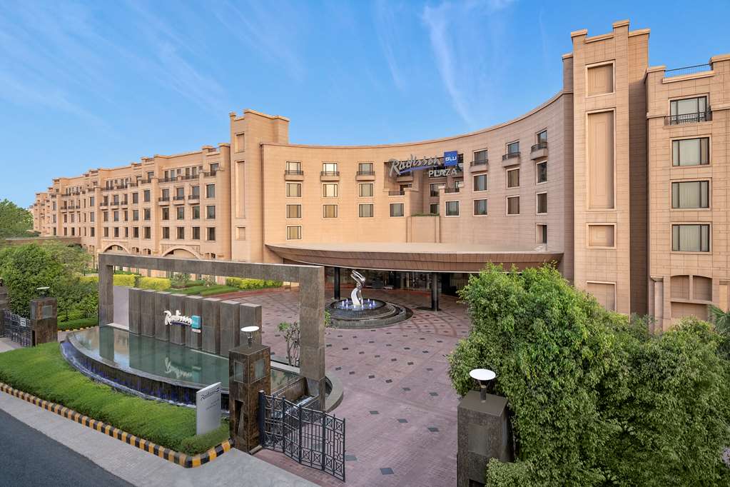 Фото Radisson Blu Plaza Hotel, Delhi Airport