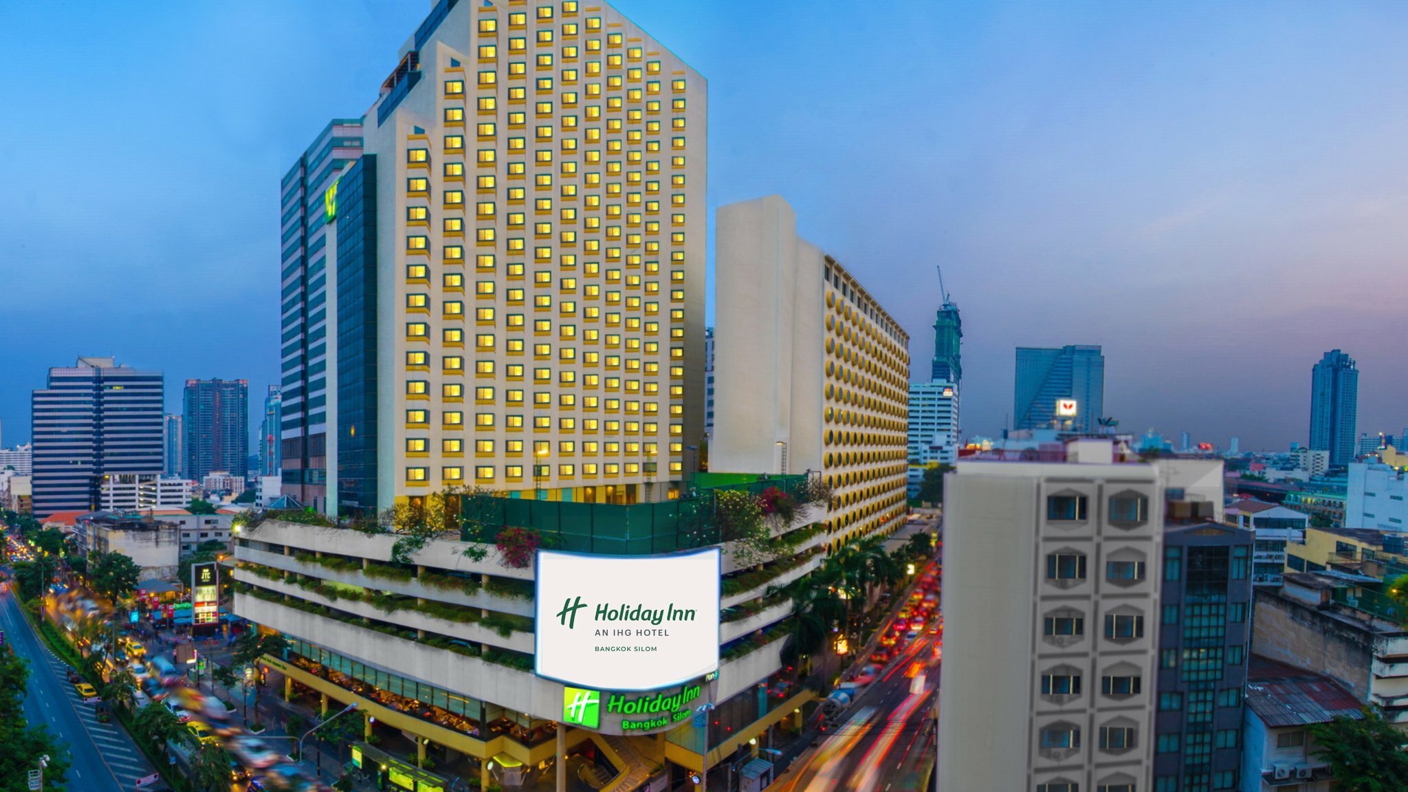 Фото Holiday Inn Bangkok Silom
