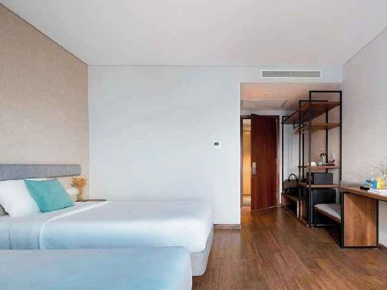 Фото Em Oi Hotel