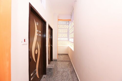 Гостиница Golden Guset House by Oyo Rooms в Фаридабаде